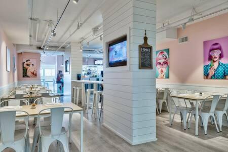 The Oyster By Brightwild-Beachfront Condo 德斯廷 外观 照片